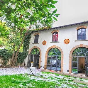 https://scuderie-il-magnifico.it-tuscanyhotel.com